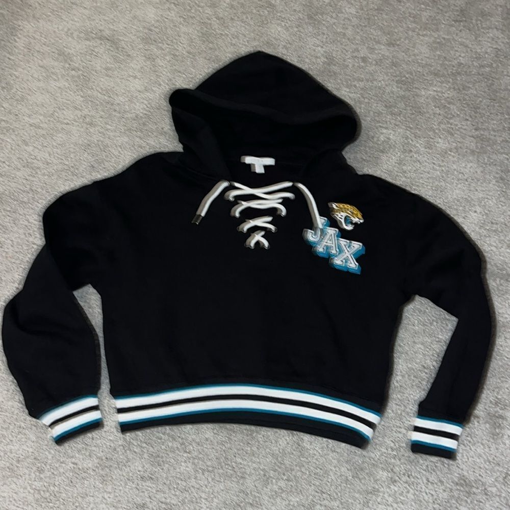 Black Laced Women’s 95 Jacksonville Jaguars hooded sweatshirt hoodie pullover S